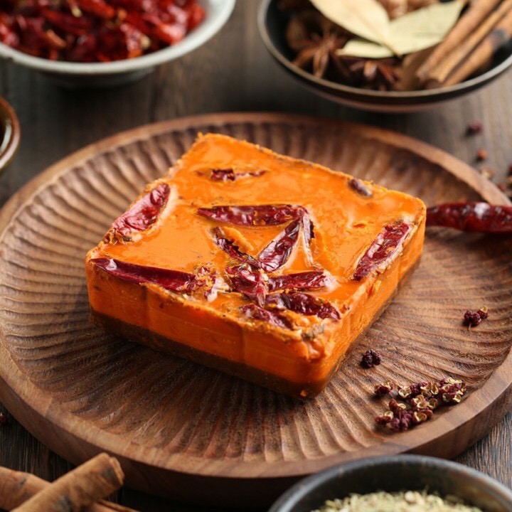 Cốt gia vị lẩu thơm cay tê đặc trưng Trùng Khánh Tứ Xuyên gây nghiện các bạn mê lẩu - Gói chân không 280g