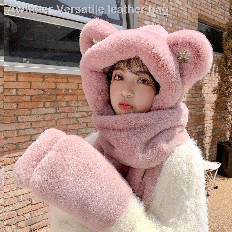 Mũ gấu tích hợp khăn quàng và găng tay dễ thương tất cả trong một thời trang mùa đông cho nữ
