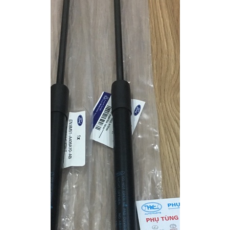 TY CHỐNG CỐP SAU FORD FOCUS 2016-2018 HATBACK