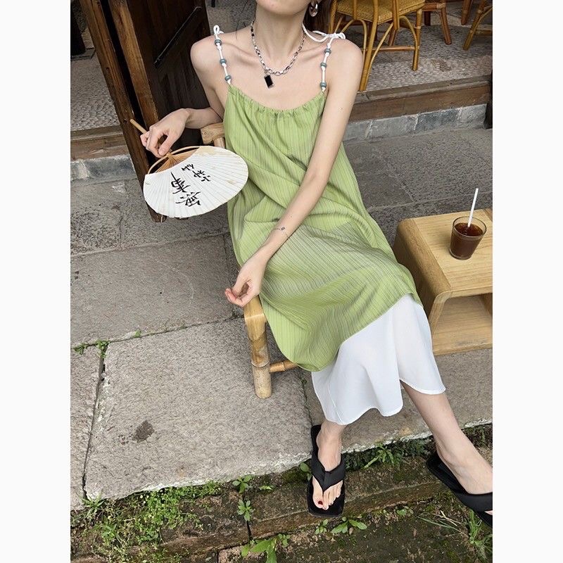 VÁY HAI DÂY XANH NON MIX TRẮNG VẠT VÁY