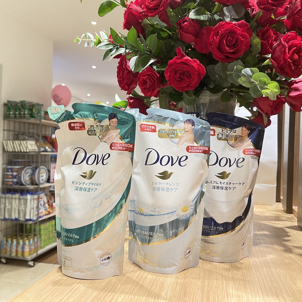 Sữa tắm Dove Nhật túi refill   dưỡng ẩm trắng sáng da hương hoa, đào, vani, cho da nhạy cảm