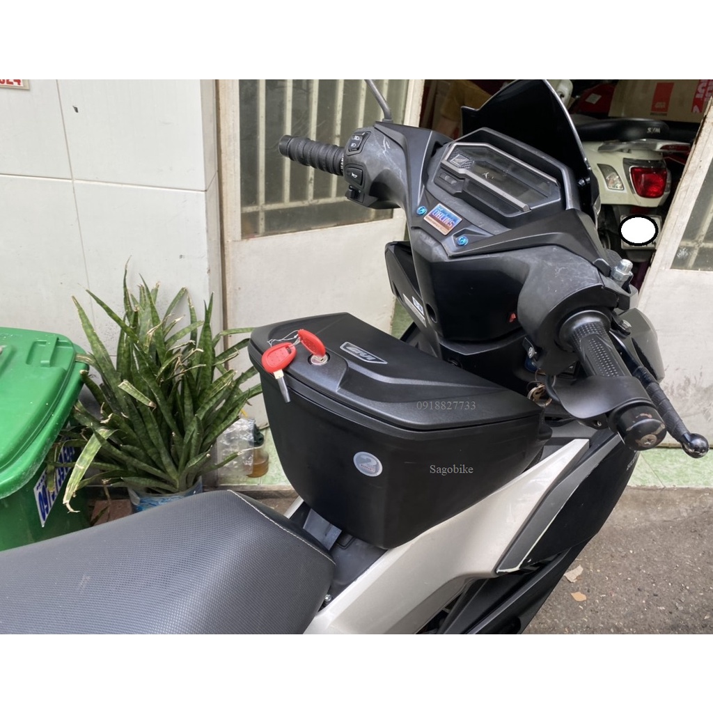 Thùng giữa Winner X 2022, thùng Givi G10N kèm bát gắn cho xe Winner X V3, hàng Givi chính hãng, bảo hành 2 năm