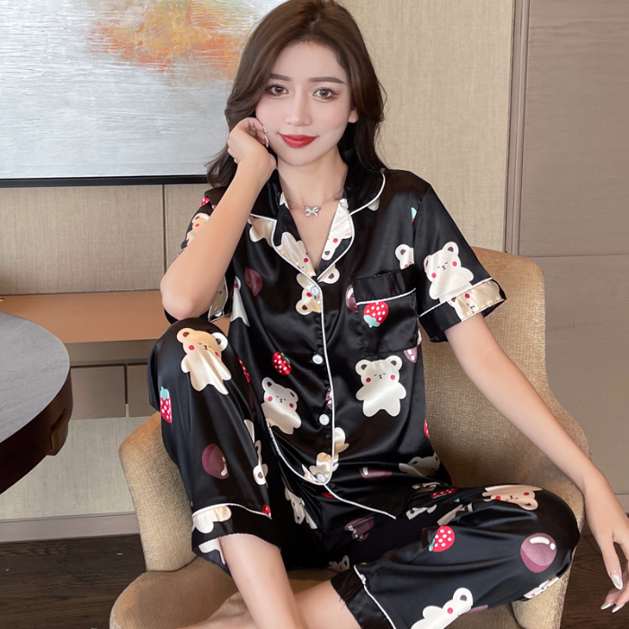 Bộ đồ ngủ lụa satin tay ngắn in họa tiết hoạt hình thoải mái thời trang dành cho nữ