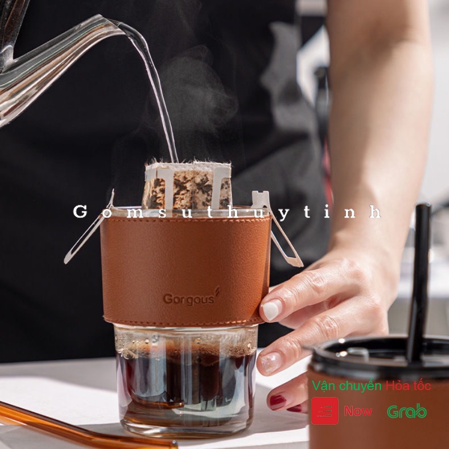 Tặng ống hút thủy tinh - Cốc thủy tinh Gorgous kèm nắp và bao da dung tích 450ml hàng cao cấp