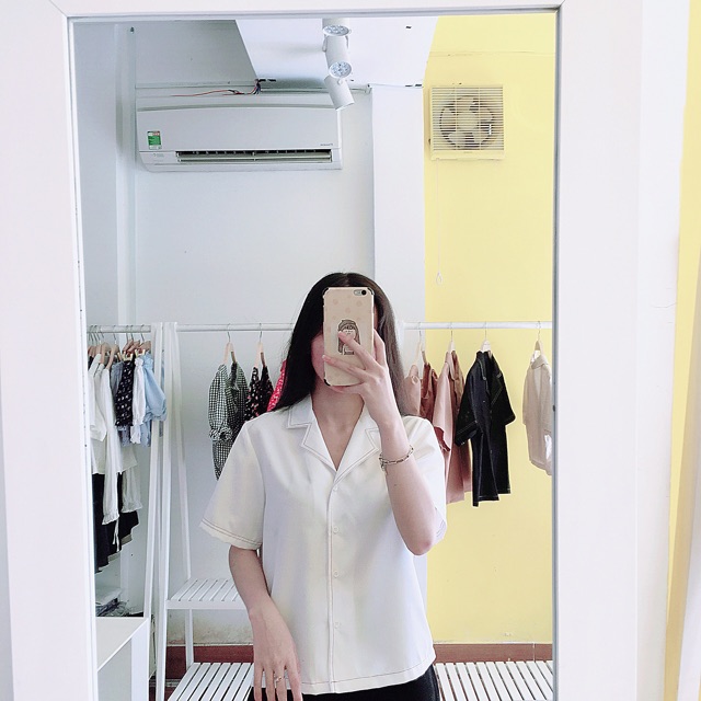 Áo Sơ mi Tay Ngắn Phối Viền Đen Trắng ( Hình thật/ hàng sẵn) | BigBuy360 - bigbuy360.vn