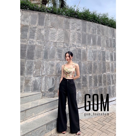 Áo hoa GOM (Ảnh shop chụp)