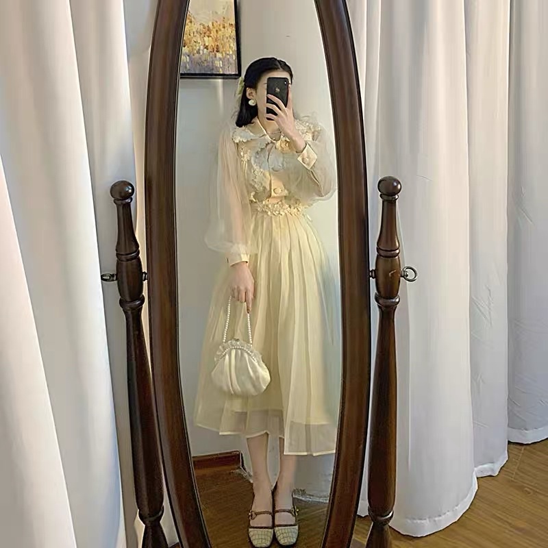 Set áo sơmi voan kiếng hoa văn + chân váy xoè dài