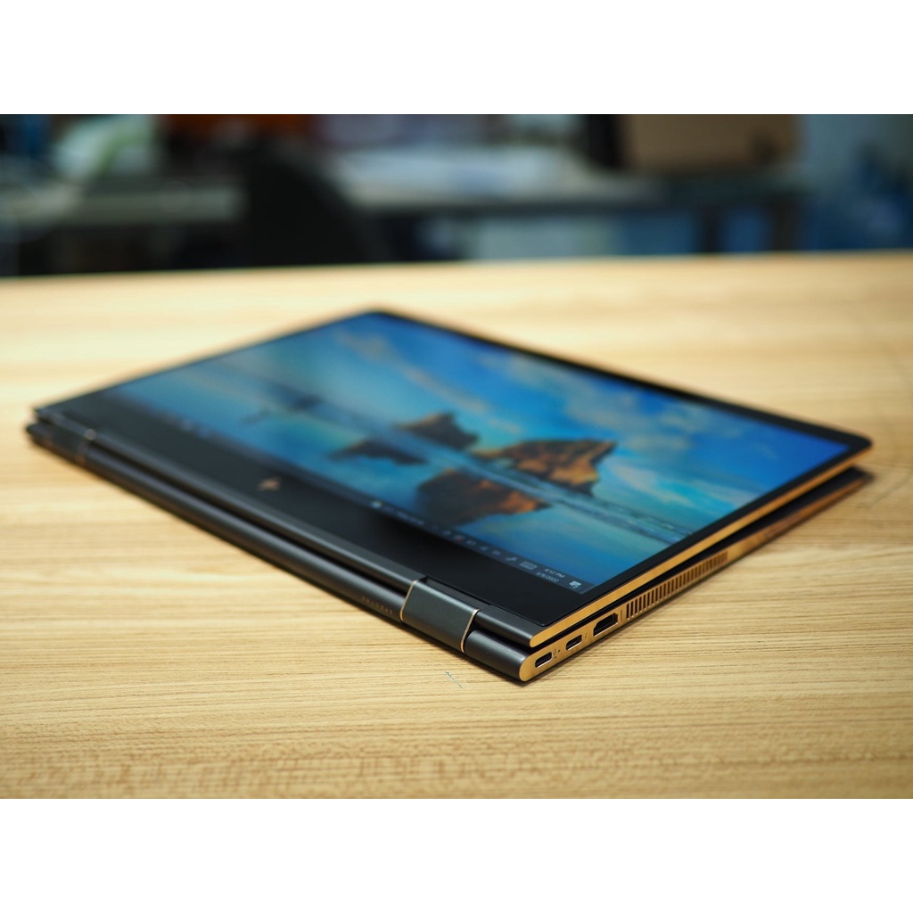 Laptop HP Spectre X360 qua sử dụng đẹp như ảnh