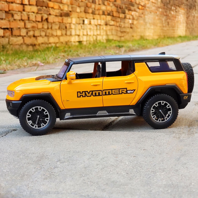 Xe mô hình Hummer EV 1:24 UNK