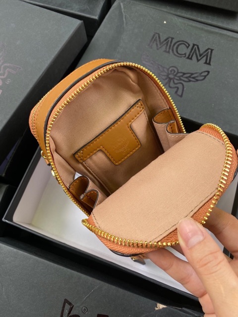 TÚI ĐỰNG ĐIỆN THOẠI M.C.M