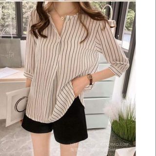 Áo sơ mi kẻ cổ v