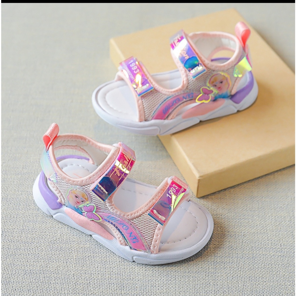 sandal bé gái - dép quai hậu cho bé đi học hình công chúa quai vải thấm mồ hôi siêu êm  nhẹ 2 đến 8 tuổi A03