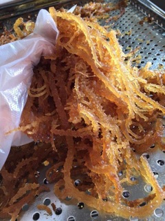 100gr RONG SỤN KHÔ 40k