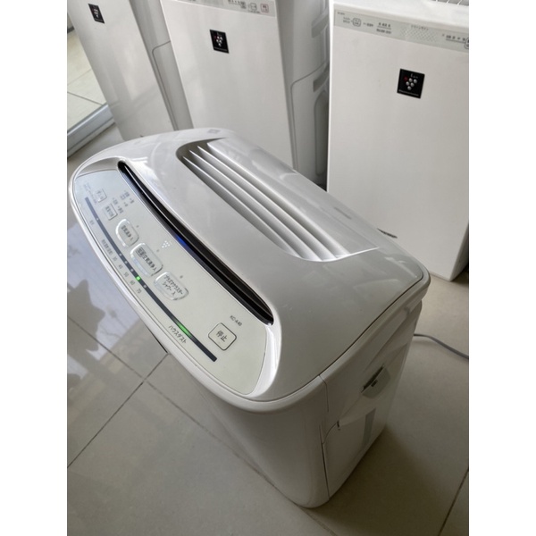 Máy lọc kk sharp KC-A40 có tạo ẩm ( cs lọc 20m2 )