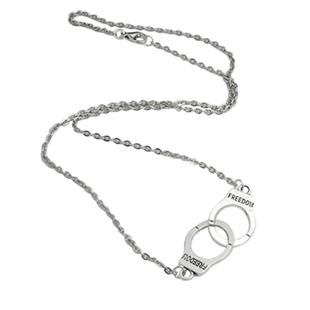 Dây chuyền mặt hình còng tay sáng tạo phong cách cho nữ