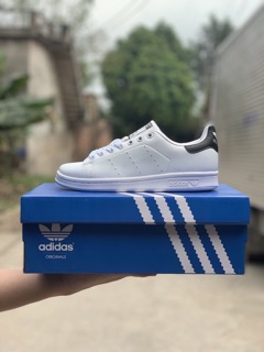 Giày Stan Smith