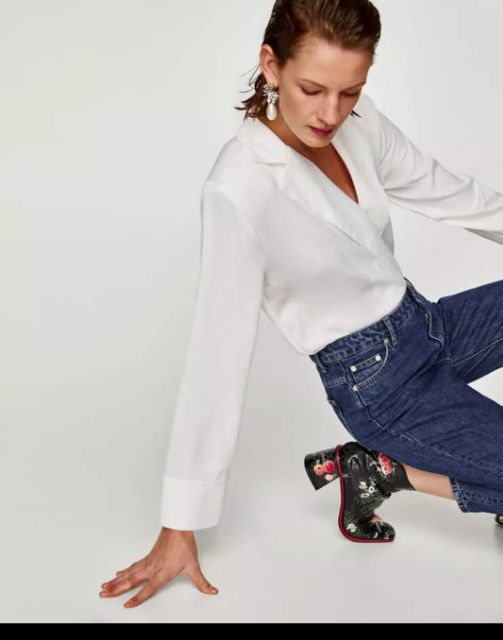 Áo vạt chéo cổ vest