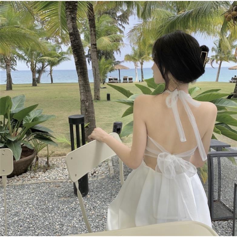 Váy Đầm Xếp Ly Màu Trắng Thắt Nơ Lưng Hai Dây Buộc Cổ Dạng Yếm Ulzzang Hàn Quốc Sexy Công Chúa
