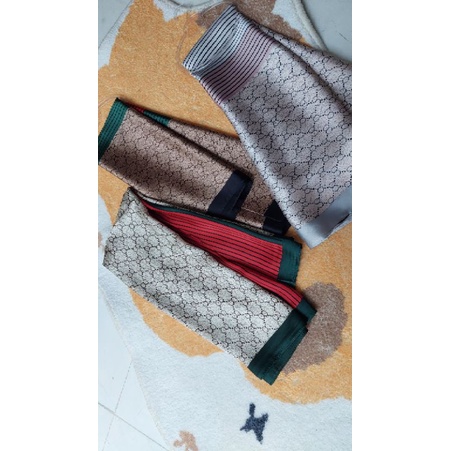 Khăn lụa vuông size 70x70cm mẫu mới - Maben