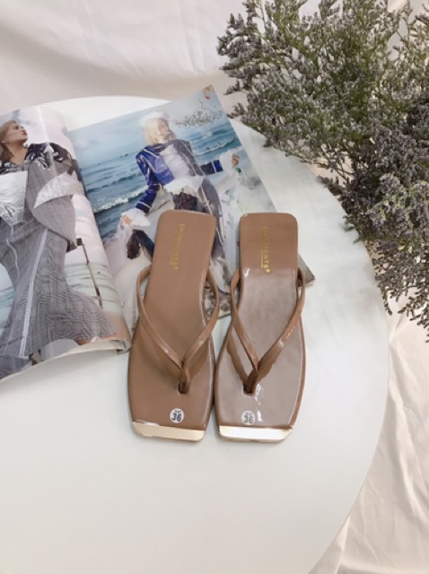 Lê xỏ ngón cho mùa du lịch