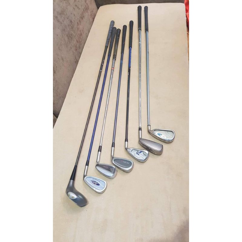 Gậy golf bãi 85%