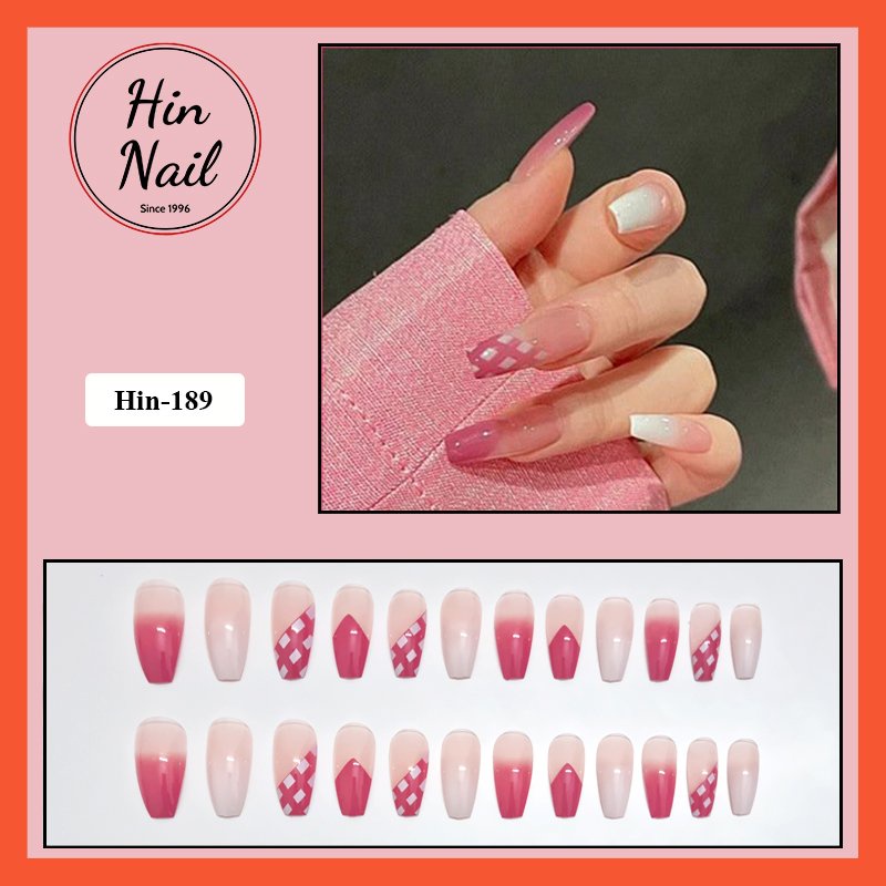 Móng tay giả form dài form dài họa tiết hottrend mới