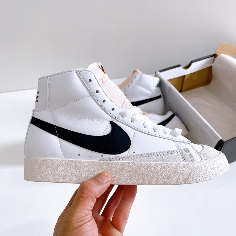 Giày sneaker bassic | Cổ cao thấp Blazer phối màu trắng đen