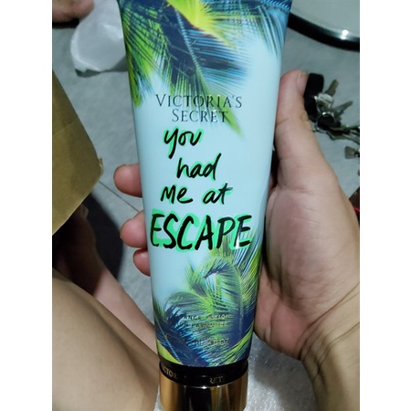 Dưỡng thể Victoria's Secret Fragrance Lotion 236ml - You Had Me at Escape (Mỹ)