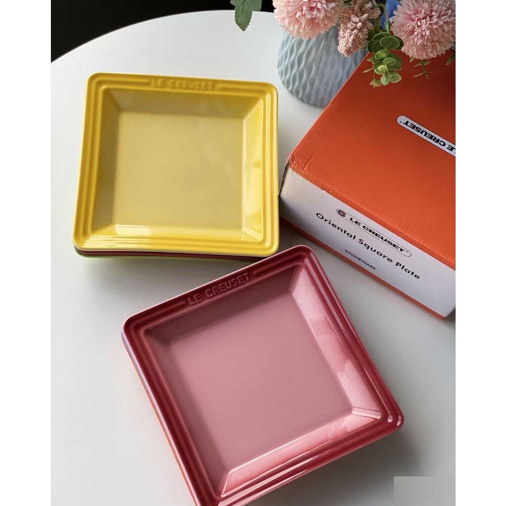 Đĩa vuông Le creuset 21cm, 16cm chất liệu gốm sứ bền đẹp,dùng trang trí decor bàn ăn, quà tặng, nhà hàng, quán cafe