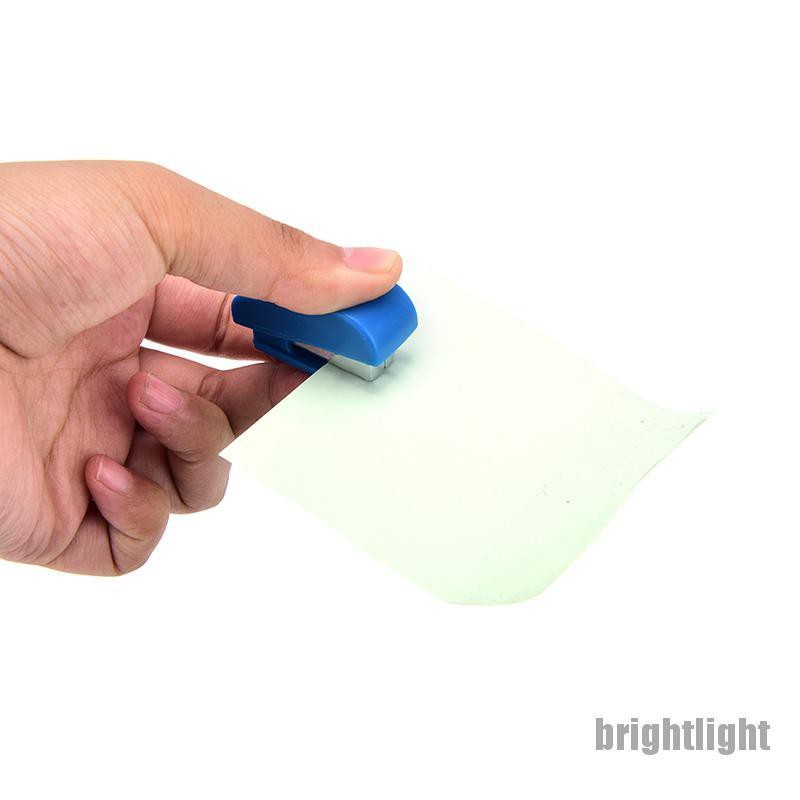 Kẹp Giấy mini Hình Hoạt Hình Dễ Thương Kèm Kim Tiện Dụng Cho Học Sinh