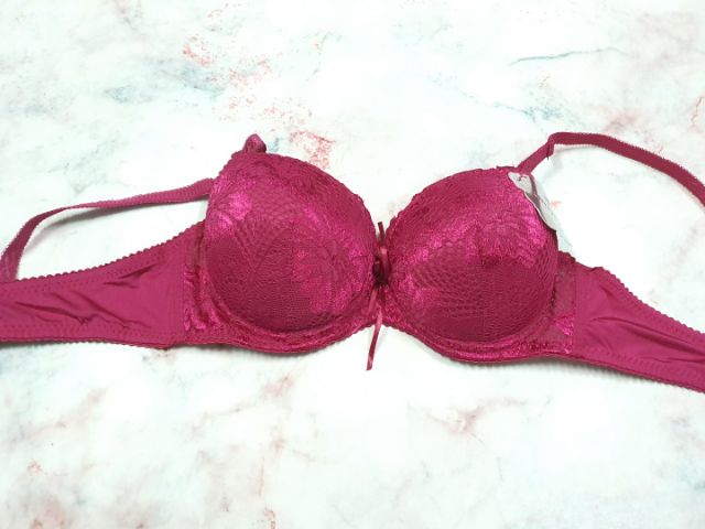 Áo ngực mút dày vừa 45k /1 cái