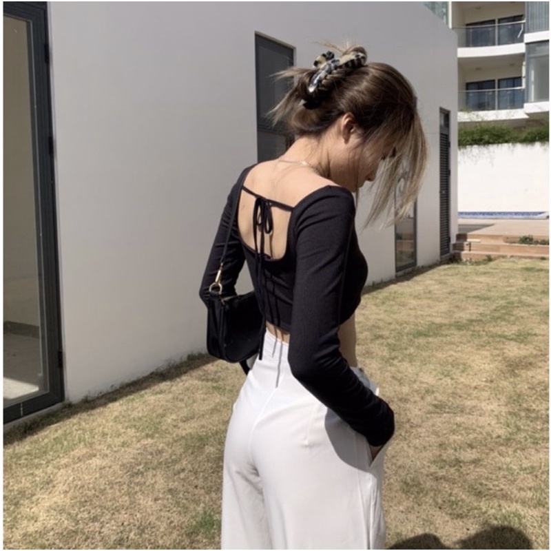 Pass áo Rorasaigon màu đen siêu xinh