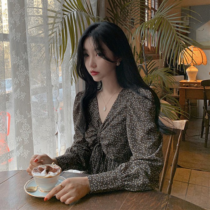 Đâm dáng xòe hoa nhí tay dài Emilyshop ulzzang