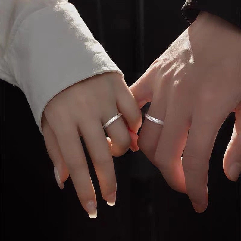 Cặp Nhẫn Đôi Nam Nữ Không Phai Thiết Kế Mới Làm Quà Tặng Valentine 2022