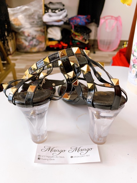 Sandal quai nạm đinh gói trong suốt 9p size 37 v2212 pass 100k