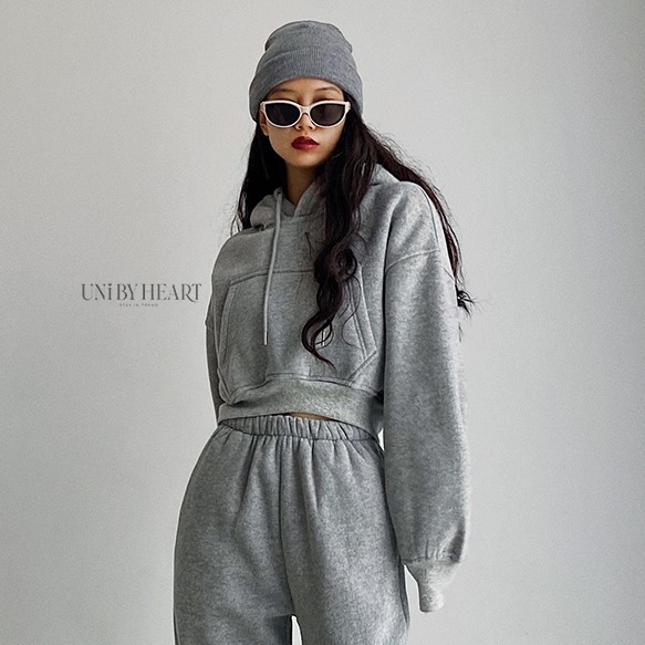 Áo nỉ hoodie crop top Luci Top AHD001 chất nỉ dày dặn, trendy, thoải mái, dễ phối đồ - Uni By Heart | BigBuy360 - bigbuy360.vn