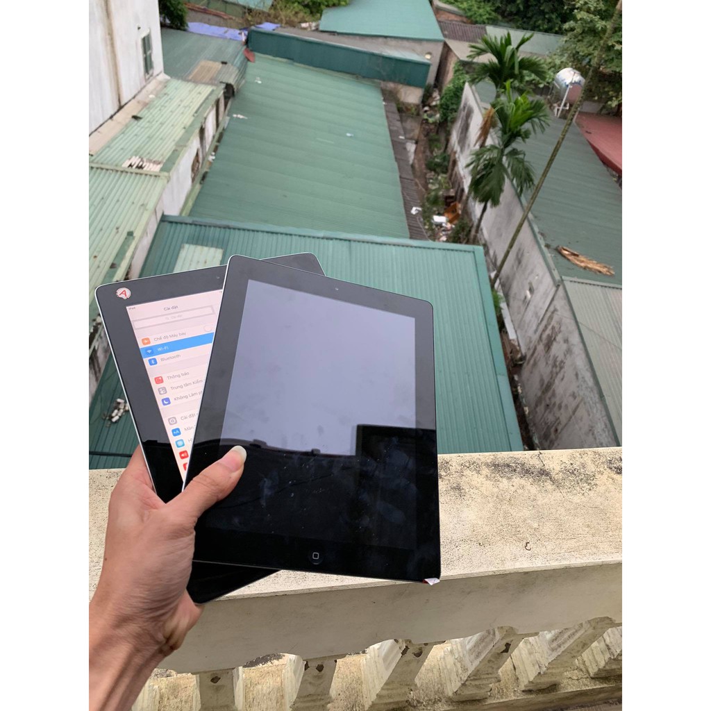 Ipad2 đẹ keng cho ae xúc phì hợp xem phim chơi game ạ đặc biệt là cho các bé học olnine ạ máy bao đẹp bao zil all ạ..... | BigBuy360 - bigbuy360.vn