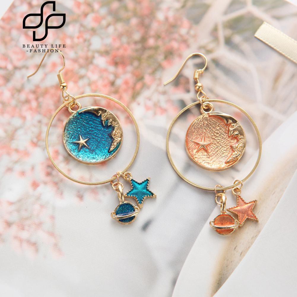 Đôi khuyên tai phong cách vũ trụ đáng yêu