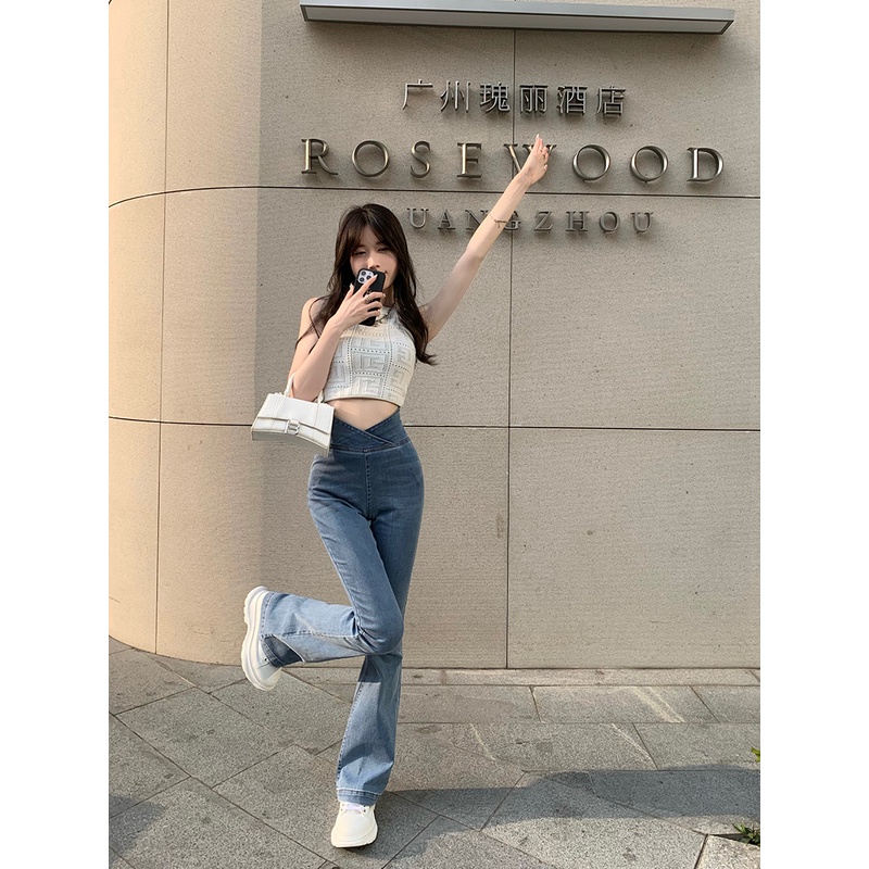 Quần jean nữ lưng cao ống loe phong cách thời trang Hàn Quốc