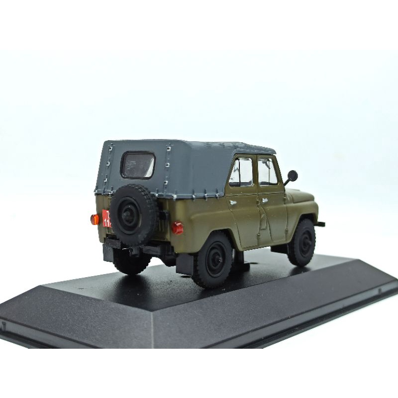 Mô hình xe Uaz 469