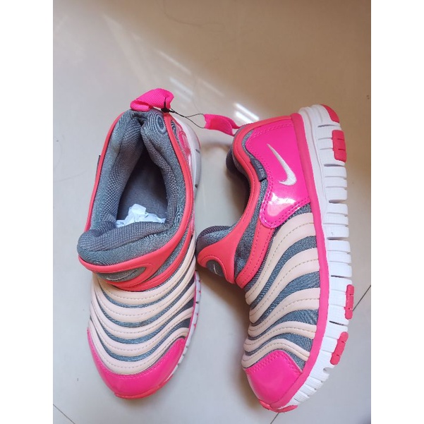 Giày bé sz 33.5 đồng giá