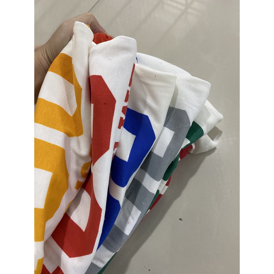 Set áo thun trắng hoạ tiết kèm quần legging cho bé gái size nhỡ