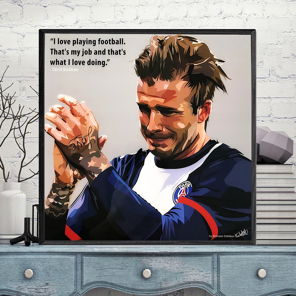 Tranh Canvas Beckham Khoác Trên Mình Áo PSG, Có Khung Composite