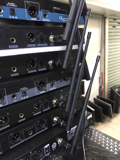 1 cặp Angten thu sóng micro không dây UHF chuôi gài