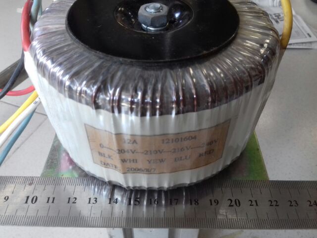 Biến áp xuyến 0-204-210-216-240v : 12A. Tự ngẫu nâng - giảm áp . Lọc tinh dàn hi end . Tháo máy Korea .