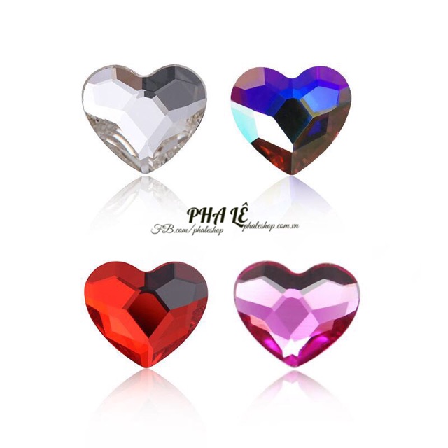 Bông Sát Tai Pha Lê Tim Dẹp Được Thiết Kế Từ Pha Lê Swarovski