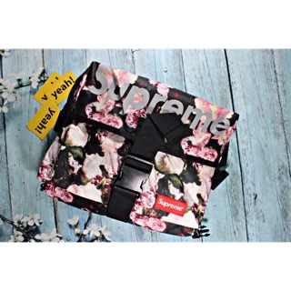 FOLLOW SHOP,DEAL 79K,13H,09/04 Túi đeo chéo supreme hoa (hình thật) giá 140k