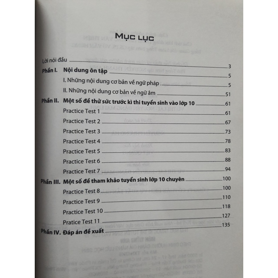 Sách - Thử sức trước kì thi tuyển sinh vào lớp 10 môn Tiếng Anh