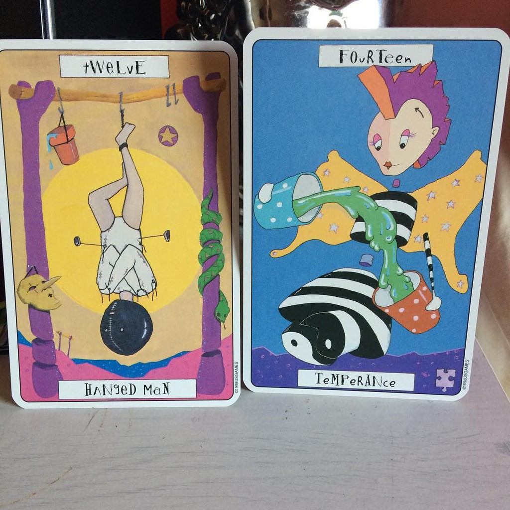 Bộ Bài Phantasmagoric Theater Tarot (Mystic House Tarot Shop)