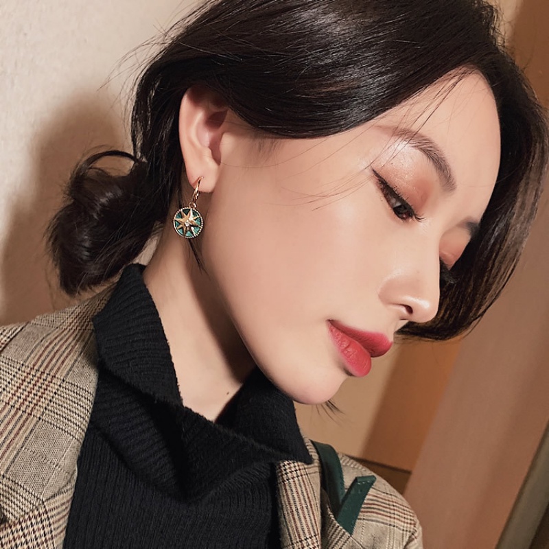 Khuyên Tai Kim Loại Hình Phi Hành Gia Đính Đá Lấp Lánh Phong Cách Nhật Hàn